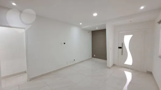 Casa com 3 Quartos à venda, 300m² no Santa Rosa, Niterói