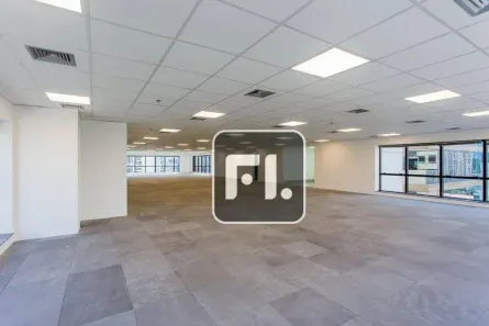 Sala Comercial para alugar, 400m² no Vila Olímpia, São Paulo