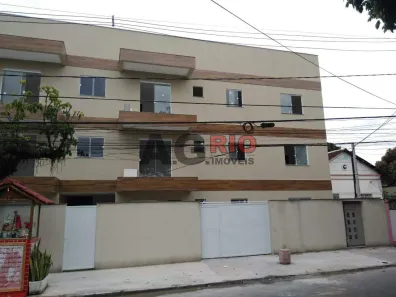 Apartamento com 2 Quartos à venda, 70m² no Marechal Hermes, Rio de Janeiro
