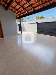 Casa com 3 Quartos à venda, 180m² no Cidade Jardim, Uberlândia