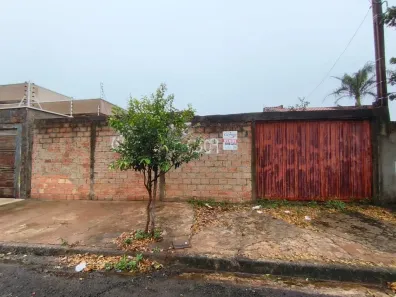 Lote/Terreno à venda, 255m² no Jardim Cruzeiro do Sul I e II, Araraquara