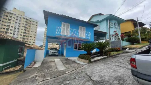 Casa de Condomínio com 3 Quartos à venda, 218m² no Maria Paula, São Gonçalo