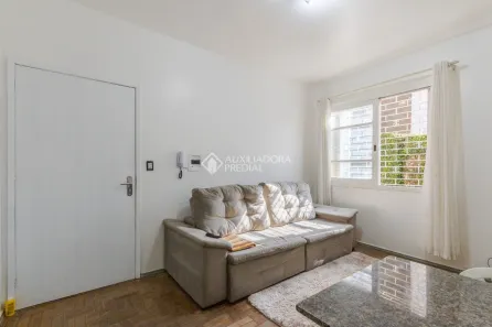 Apartamento com 2 Quartos à venda, 55m² no Rio Branco, Porto Alegre