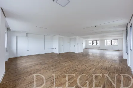 Sala Comercial para alugar, 123m² no São Sebastião, Porto Alegre