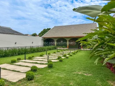 Casa com 3 Quartos à venda, 211m² no Neva, Cascavel