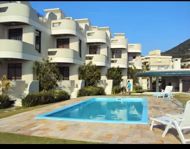 Apartamento com 4 Quartos para alugar, 300m² no Bombas, Bombinhas