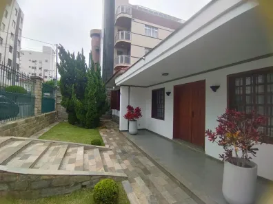 Casa com 3 Quartos à venda, 193m² no Alto Barroca, Belo Horizonte
