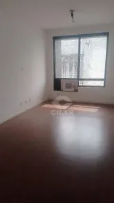 Sala Comercial à venda, 35m² no Floresta, Porto Alegre