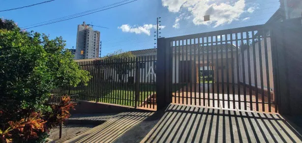 Casa com 3 Quartos para alugar, 150m² no Country, Cascavel
