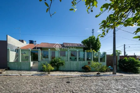 Casa com 3 Quartos à venda, 108m² no Lago Azul, Estância Velha