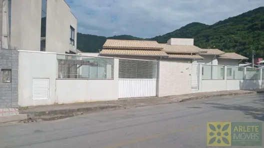 Casa com 2 Quartos à venda, 129m² no Centro, Porto Belo