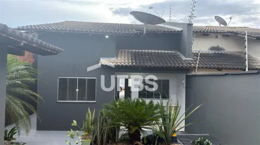 Casa com 2 Quartos à venda, 225m² no Jardim Santa Bárbara, Palmas