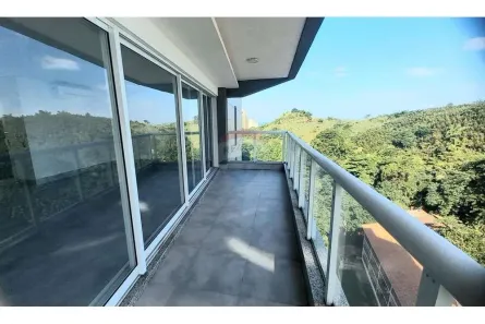 Apartamento com 3 Quartos à venda, 146m² no Jardim Las Palmas, Guarujá