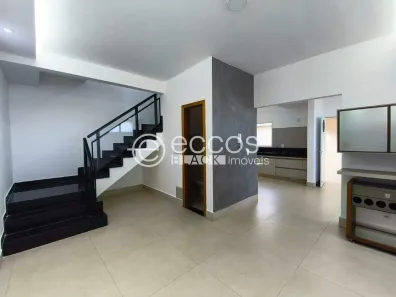 Casa com 3 Quartos para alugar, 150m² no Jardim Colina, Uberlândia