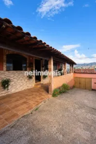 Casa com 7 Quartos à venda, 420m² no São Geraldo, Belo Horizonte