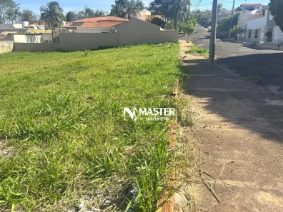 Lote/Terreno à venda, 396m² no Jardim Acapulco, Marília