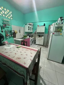 Casa com 6 Quartos à venda, 400m² no Monte das Oliveiras, Manaus