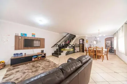 Sobrado com 4 Quartos à venda, 240m² no Parque Marajoara, Santo André