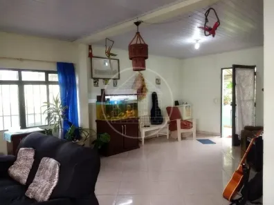 Fazenda/Sítio com 3 Quartos à venda, 100m² no Embura, São Paulo