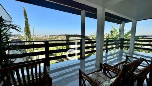 Casa com 3 Quartos à venda, 131m² no Bosque, Vinhedo