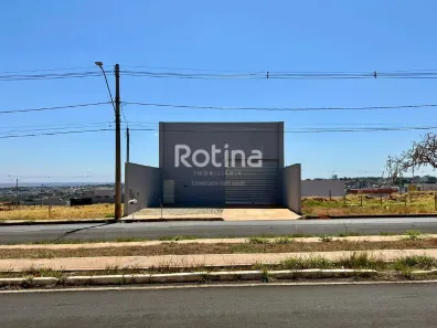 Galpão/Depósito/Armazém para alugar, 345m² no Custódio Pereira, Uberlândia