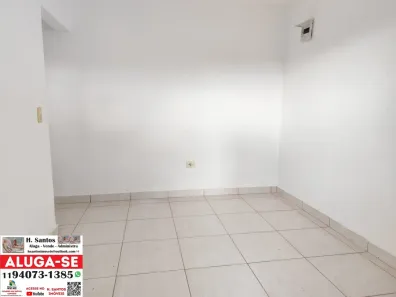 Casa com 2 Quartos para alugar, 60m² no Jardim Tanay, São Paulo