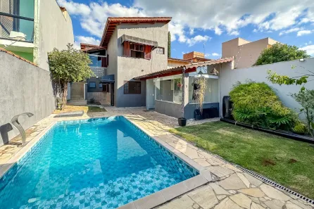 Casa com 5 Quartos à venda, 239m² no Jardim Santa Bárbara, Atibaia