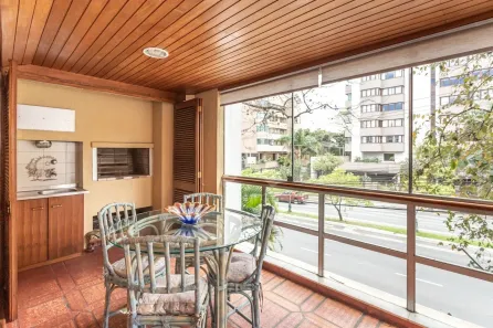 Apartamento com 3 Quartos à venda, 154m² no Chácara das Pedras, Porto Alegre