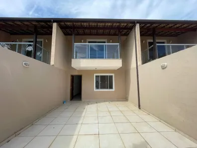Casa com 3 Quartos para alugar, 193m² no Lagoa, Macaé
