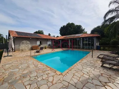 Fazenda/Sítio com 4 Quartos para alugar, 450m² no Beira-Rio, Jardinópolis