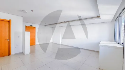 Sala Comercial para alugar, 44m² no Três Figueiras, Porto Alegre