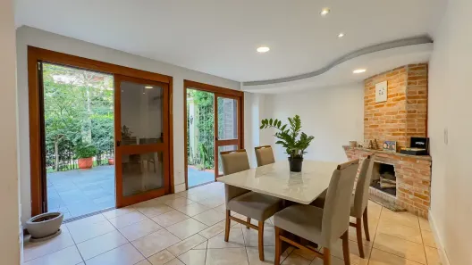 Casa de Condomínio com 3 Quartos à venda, 236m² no Boa Vista, Porto Alegre