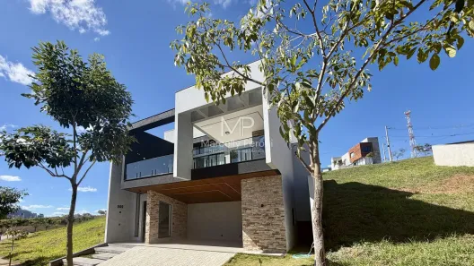 Casa de Condomínio com 3 Quartos à venda, 240m² no Salvaterra, Juiz de Fora