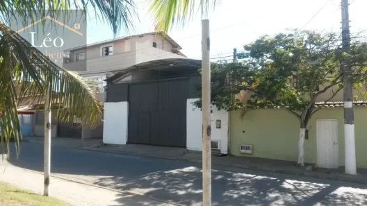 Galpão/Depósito/Armazém à venda, 250m² no Sol e Mar, Macaé