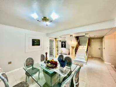 Casa com 4 Quartos para alugar, 350m² no Tristeza, Porto Alegre