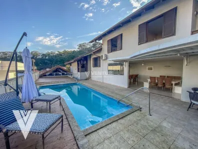Casa com 4 Quartos à venda, 240m² no Água Verde, Blumenau