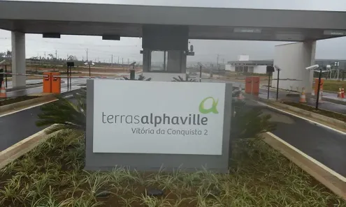 Lote/Terreno à venda, 302m² no Uruguai, Teresina