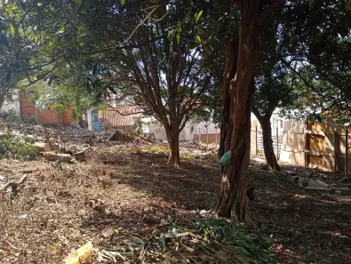 Lote/Terreno à venda, 250m² no Jardim Marilu, Carapicuíba