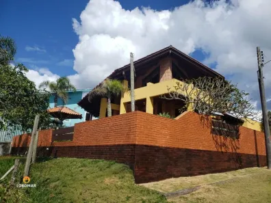 Casa com 4 Quartos à venda, 250m² no Itacolomi, Balneário Piçarras