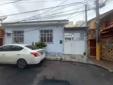 Casa com 2 Quartos para alugar, 100m² no Praça Seca, Rio de Janeiro