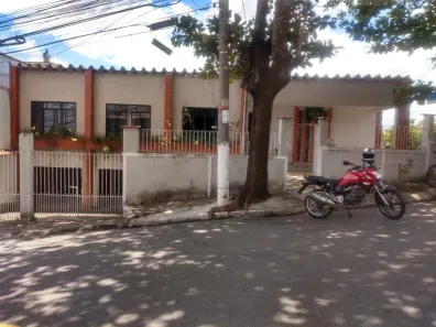 Casa com 4 Quartos à venda, 450m² no São João, Volta Redonda