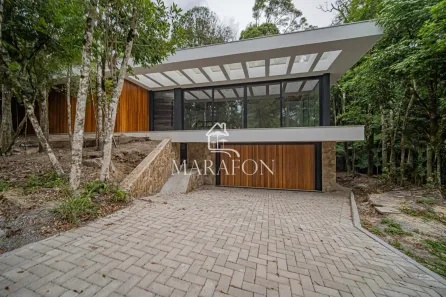 Casa de Condomínio com 4 Quartos à venda, 255m² no Vila Suica, Gramado