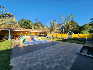 Fazenda/Sítio com 3 Quartos à venda, 5000m² no , Divinópolis