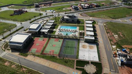 Lote/Terreno à venda, 200m² no Nossa Senhora Aparecida, Paulínia