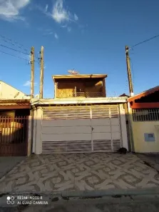 Sobrado com 3 Quartos à venda, 200m² no Loteamento Eduardo da Silva Neto, Pindamonhangaba