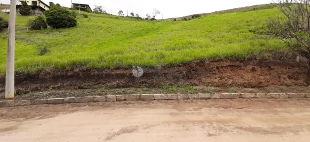 Lote/Terreno à venda, 730m² no Sebastiana, Teresópolis