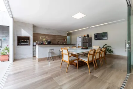 Casa com 3 Quartos à venda, 300m² no Setor Habitacional Vicente Pires, Brasília