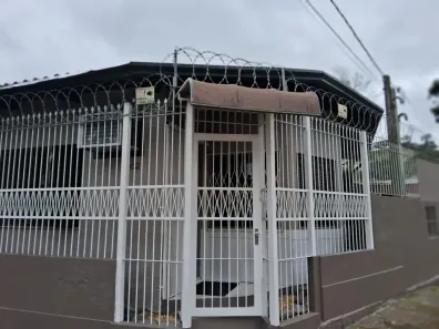 Casa com 3 Quartos à venda, 132m² no Medianeira, Porto Alegre