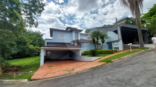 Casa com 3 Quartos à venda, 351m² no São Paulo II, Cotia