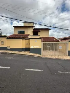 Casa com 4 Quartos à venda, 293m² no Vila Maria Helena, Uberaba